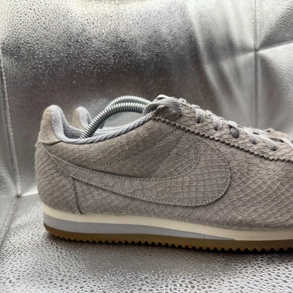 Size 11 Nike Classic‎ Cortez Leather Premium Cool Gray Sneaker Shoes 861677-001 main image 7